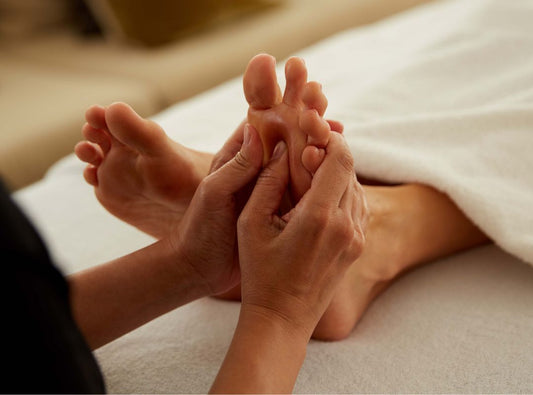 30 minute Foot Reflexology $35